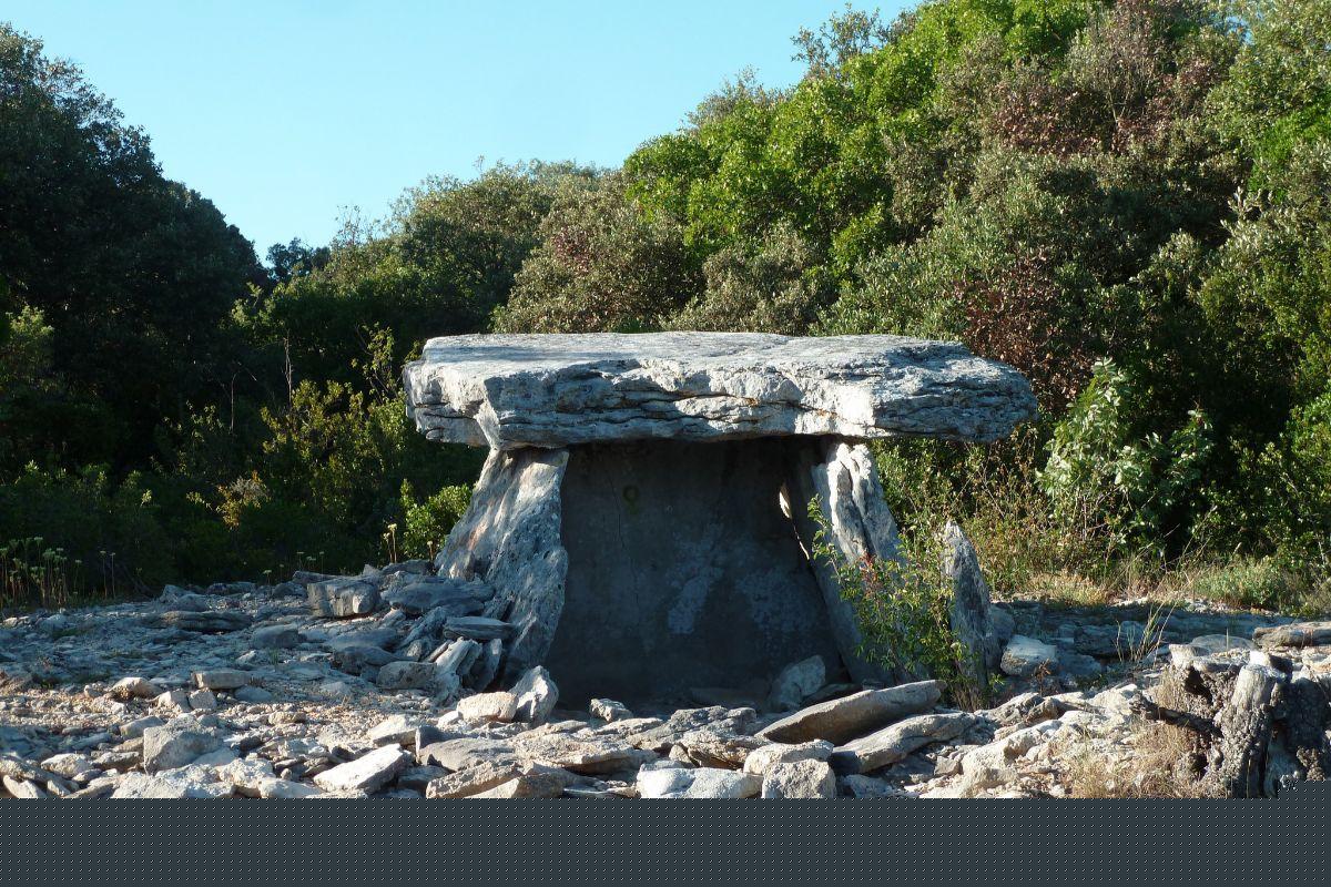 Dolmen gaulois randonnée ardeche